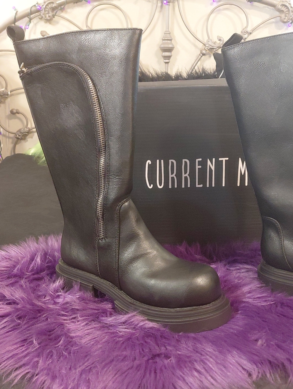 DOLLSKILL Current Mood 11M Black Leather Mid-Calf Zip-Detail Boots